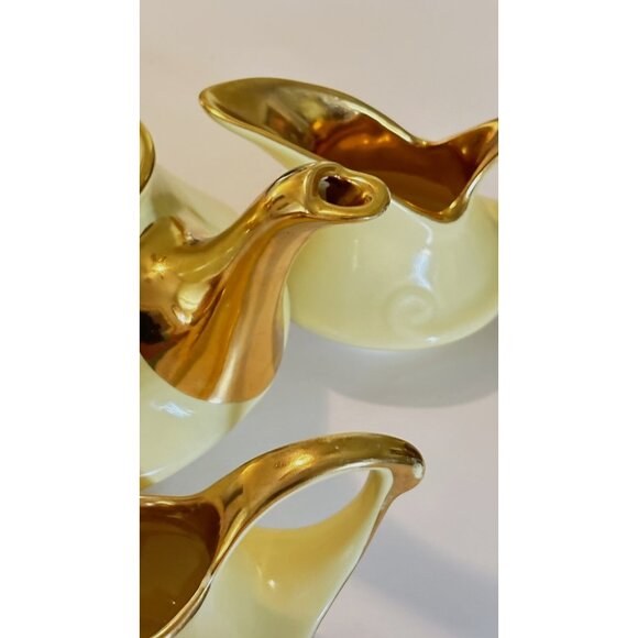 Vintage Pearl China Co Yellow 22K Gold Tea Set Teapot Creamer & Sugar 40s MCM - Picture 2 of 16